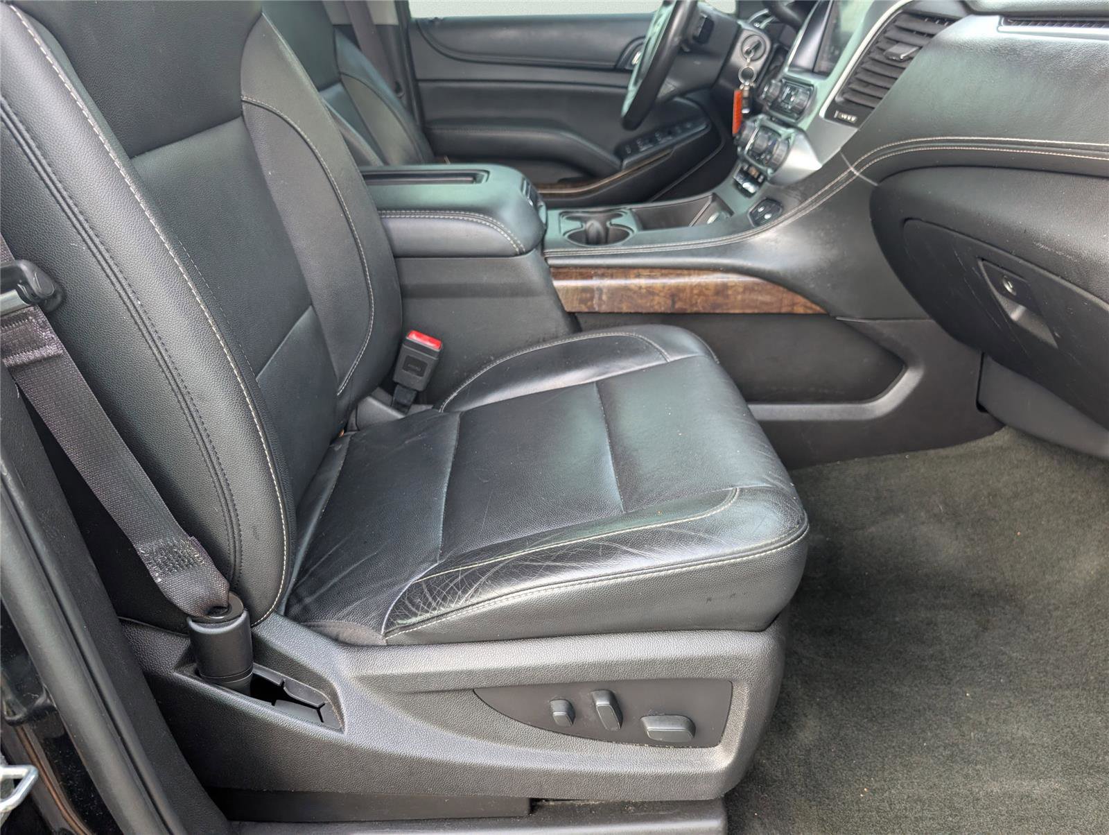 Used 2017 Chevrolet Tahoe LT image 40