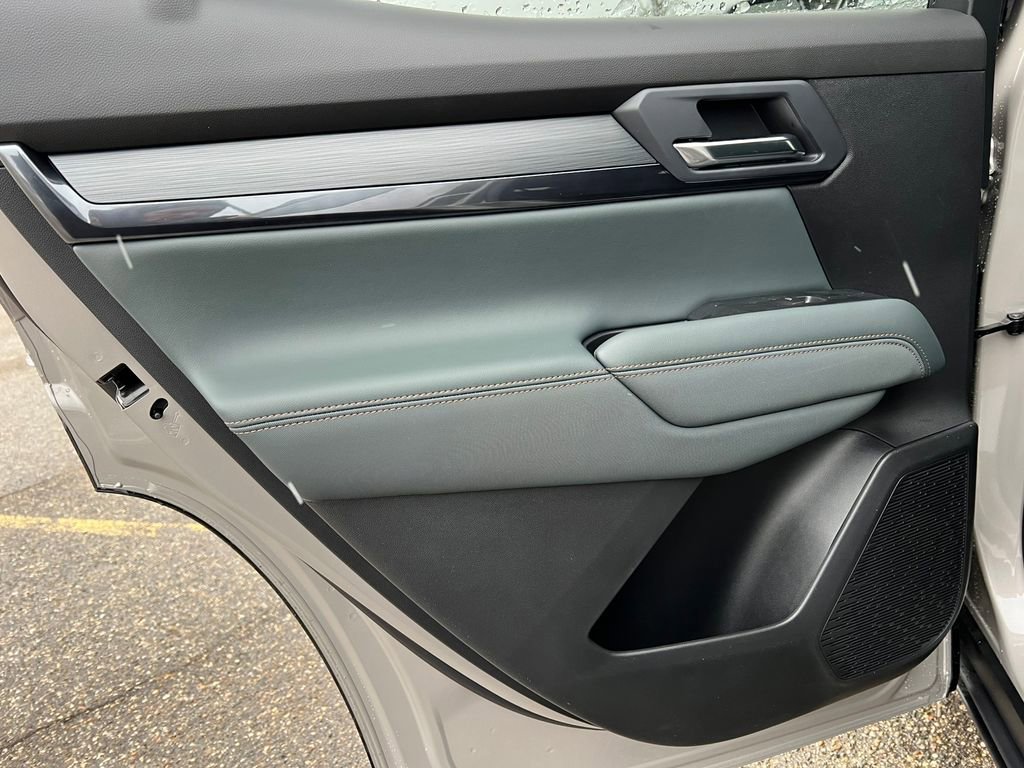 New 2026 GMC Terrain AT4 w/ Convenience Package III image 34