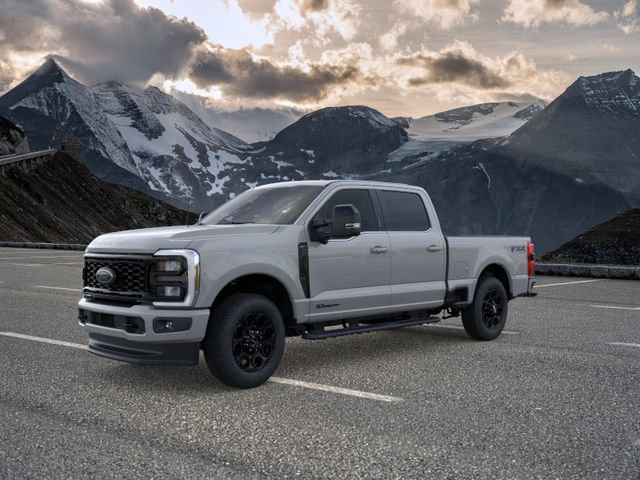 New 2026 Ford F350 Lariat w/ Black Appearance Package