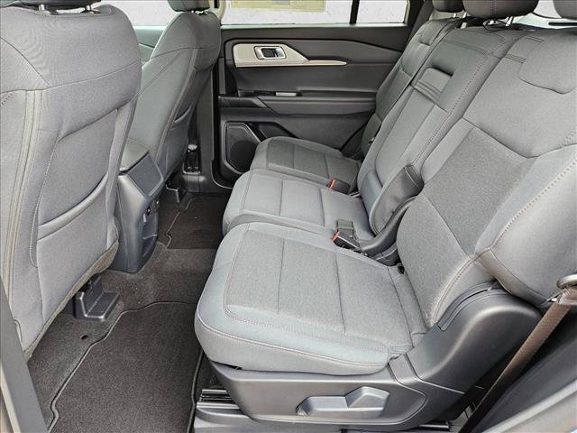 New 2026 Ford Explorer Active RWD image 16