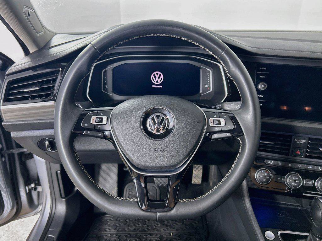 Used 2021 Volkswagen Jetta SEL FWD image 11