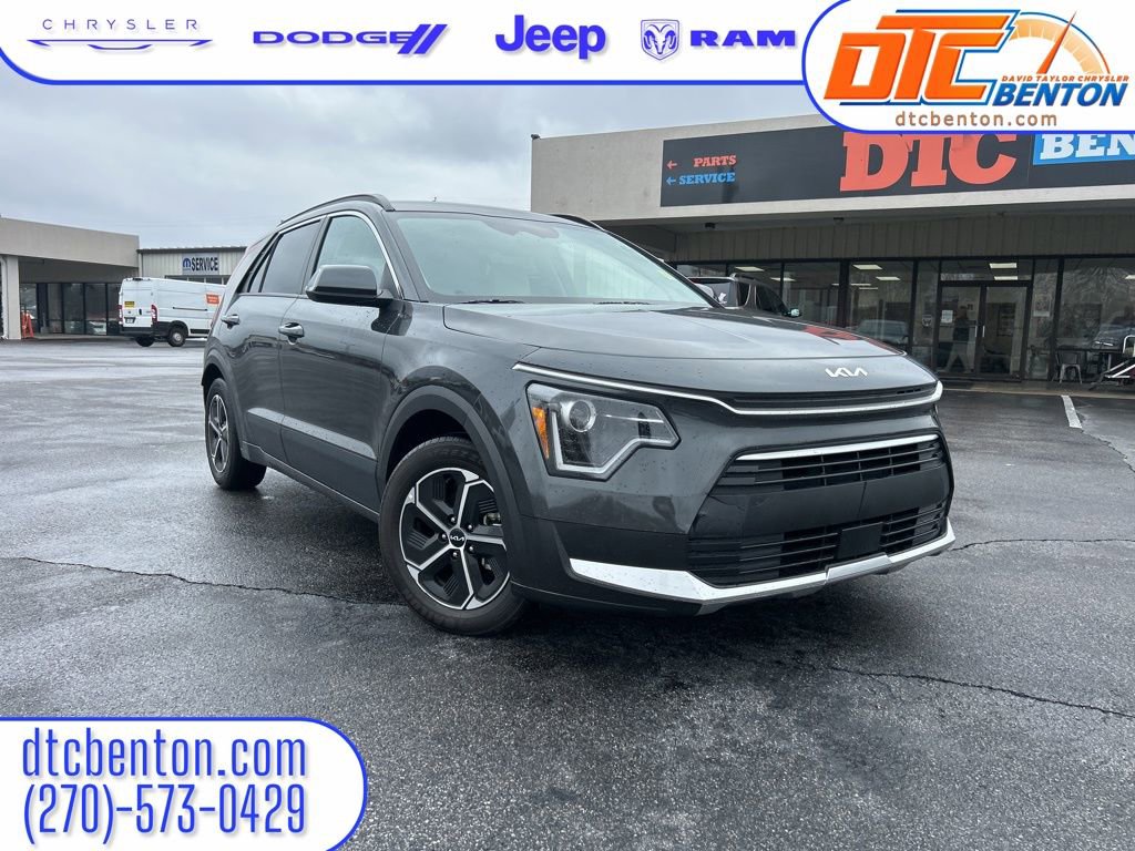 Used 2023 Kia Niro EX