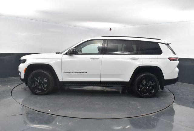 New 2025 Jeep Grand Cherokee L Limited w/ Black Appearance Package image 5