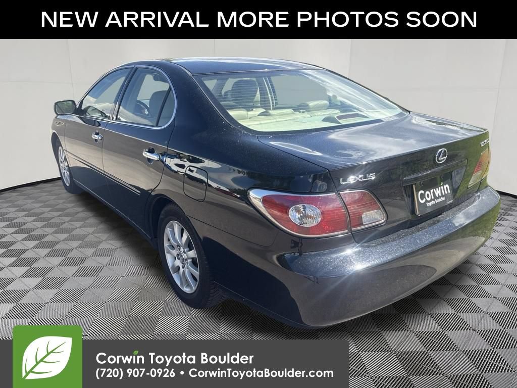 Used 2002 Lexus ES 330 FWD image 5