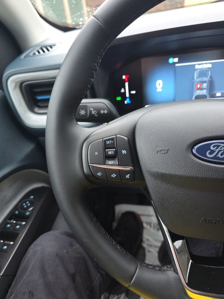 Used 2025 Ford Maverick XLT w/ XLT Luxury Package image 27