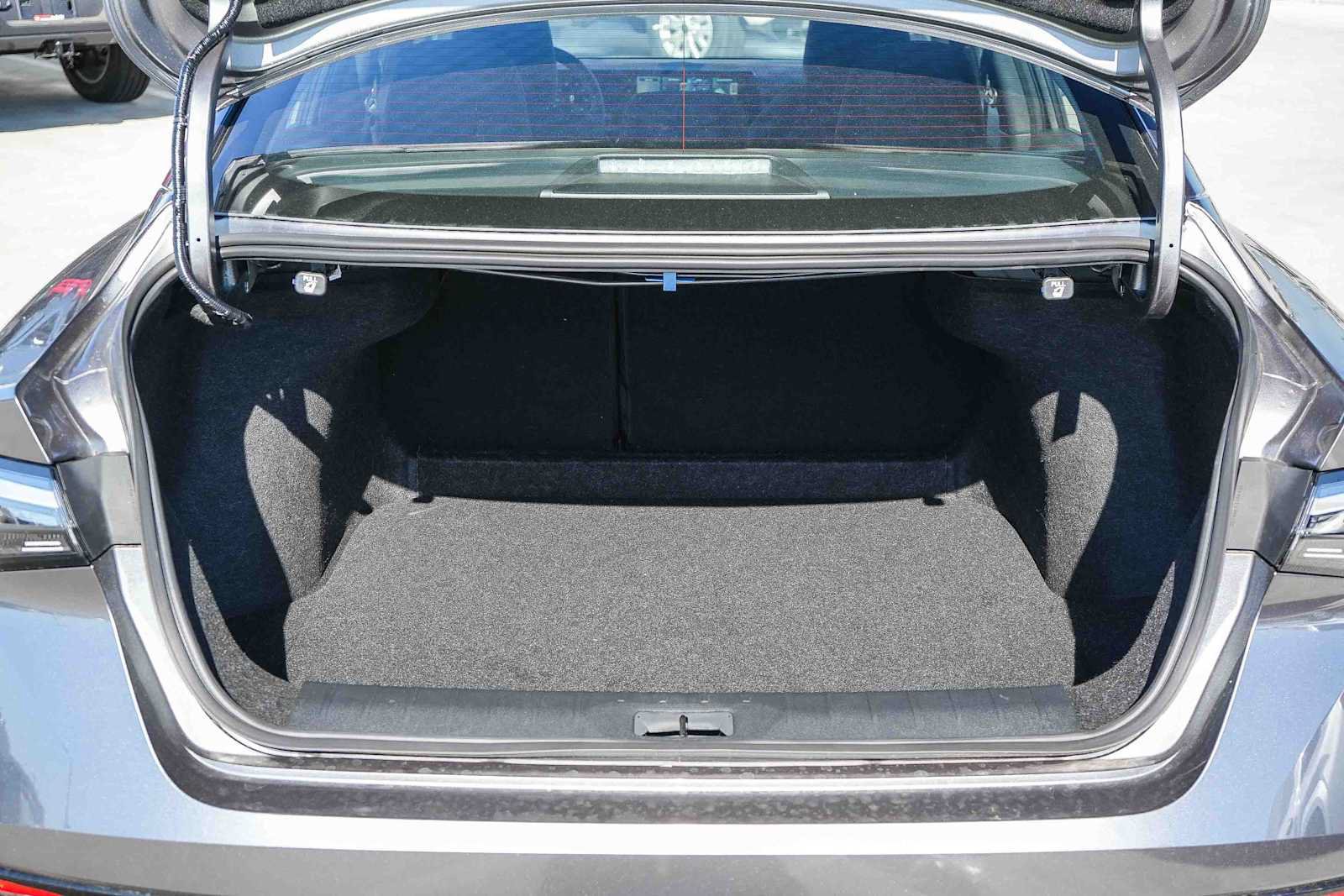 New 2026 Nissan Sentra SR w/ SR All Weather Package FWD image 12