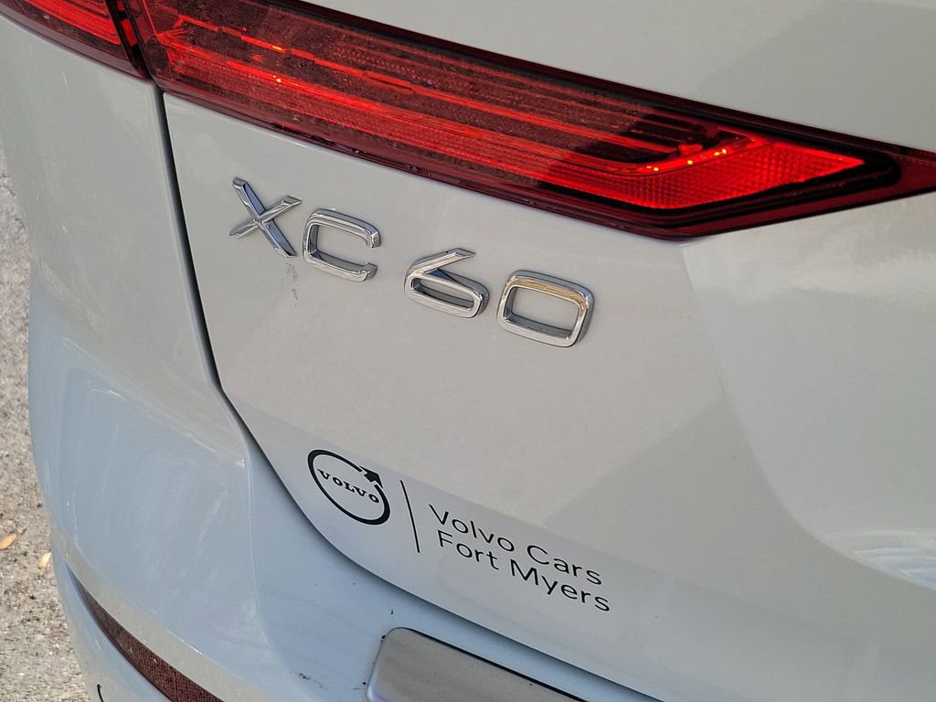 Used 2024 Volvo XC60 T8 Polestar w/ Protection Package Premier image 13