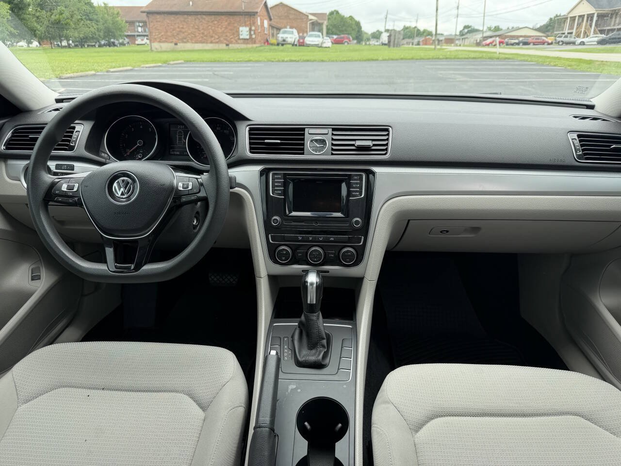 Used 2017 Volkswagen Passat 1.8T S FWD image 21