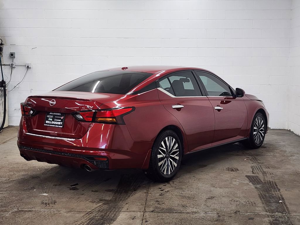 Used 2023 Nissan Altima 2.5 SV w/ SV Premium Package image 8