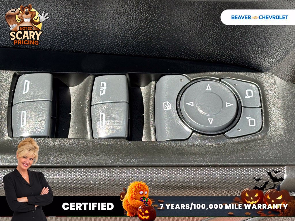 Used 2025 Chevrolet Silverado 1500 Custom AWD/4WD image 31