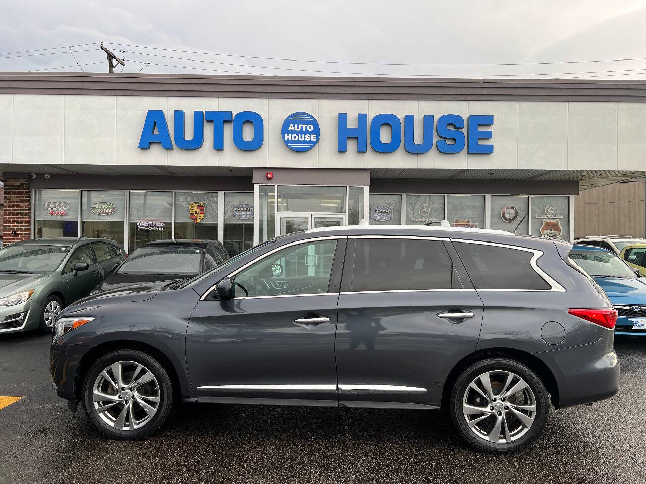 Used 2013 INFINITI JX35 AWD w/ Premium Pkg image 7
