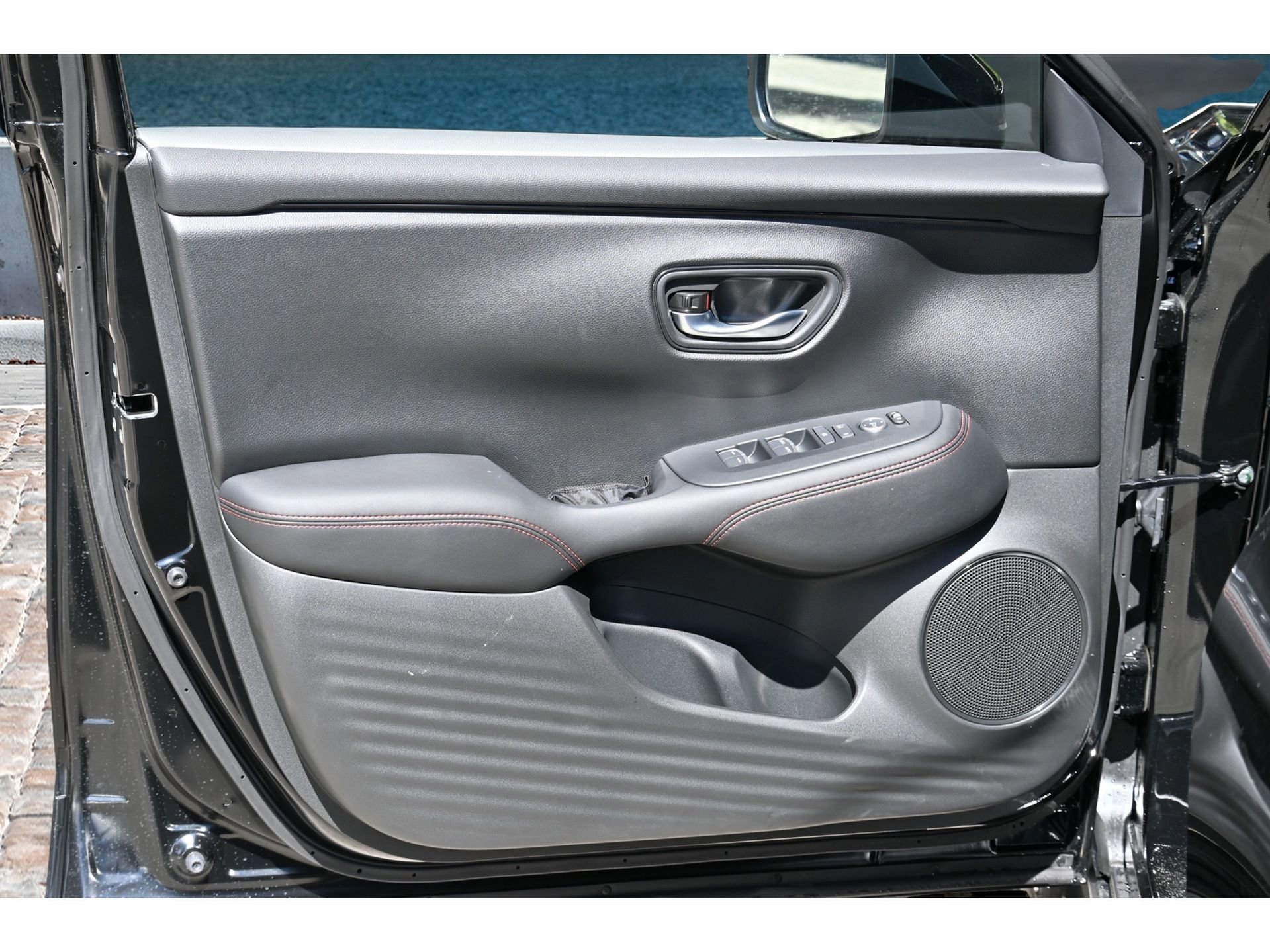 New 2026 Honda HR-V Sport image 10