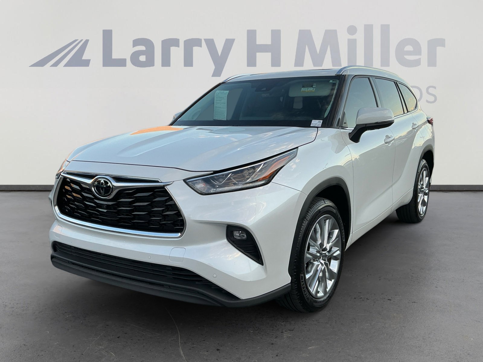 Used 2022 Toyota Highlander Limited