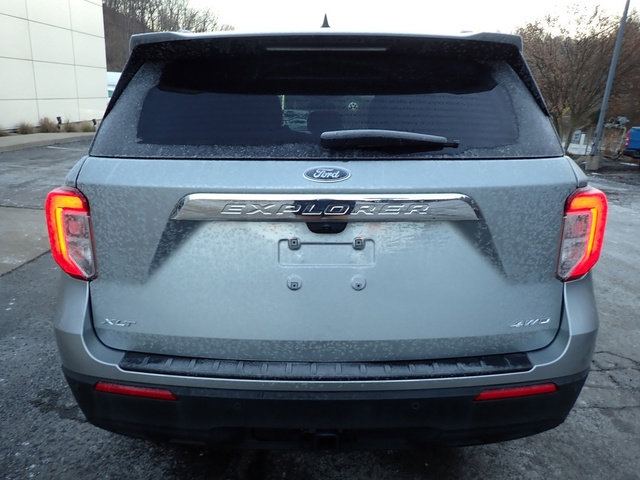 Used 2023 Ford Explorer XLT w/ Class IV Trailer Tow Package image 3