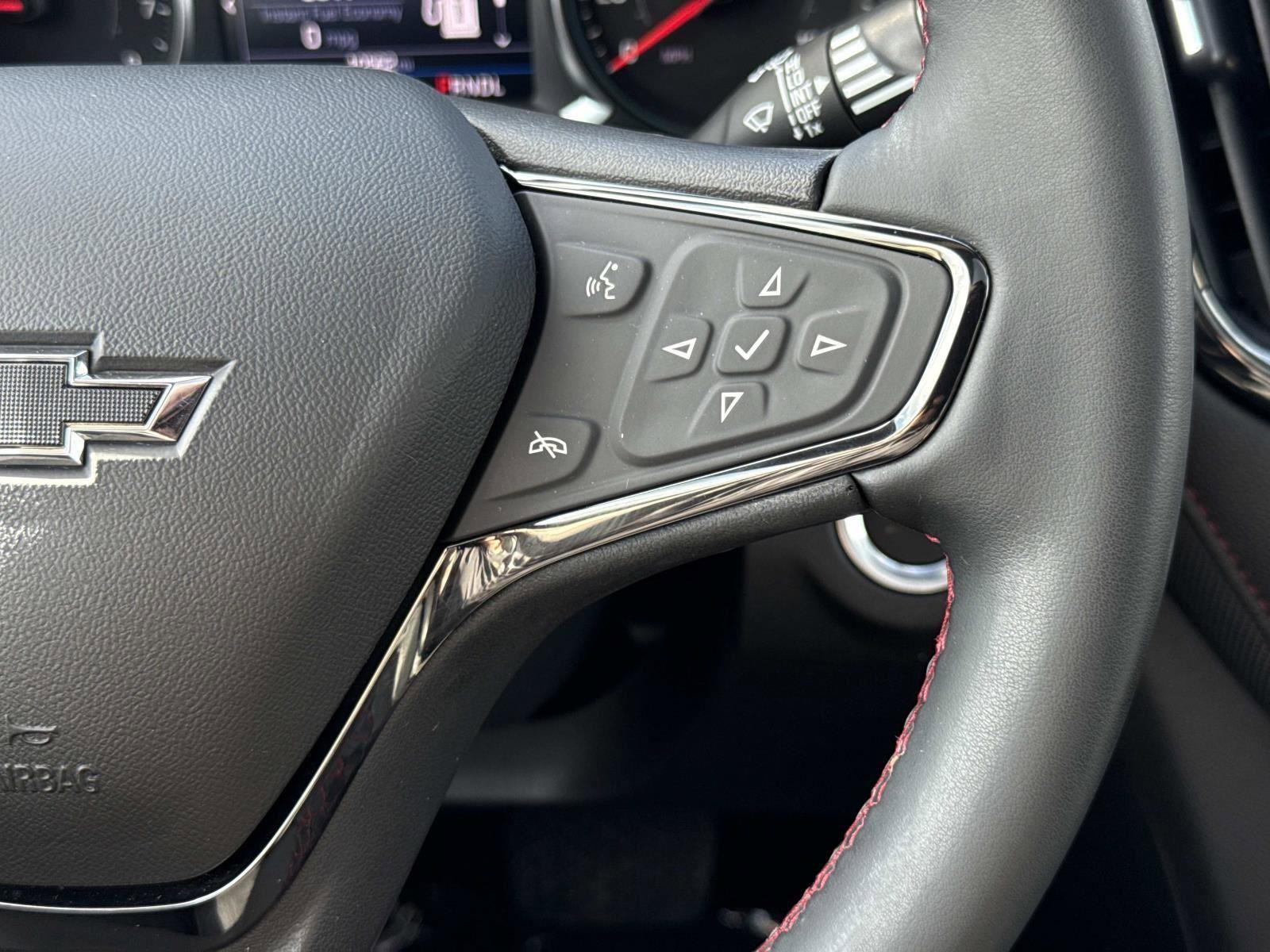 Used 2023 Chevrolet Equinox RS image 8