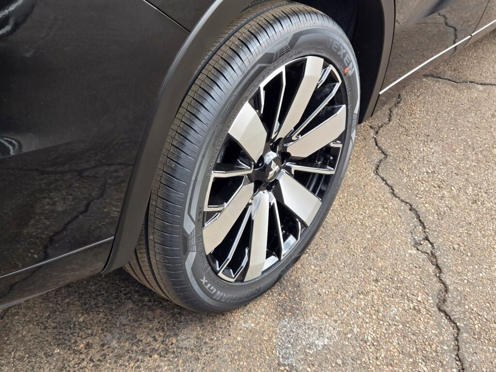 New 2026 Mitsubishi Outlander SEL AWD/4WD image 11