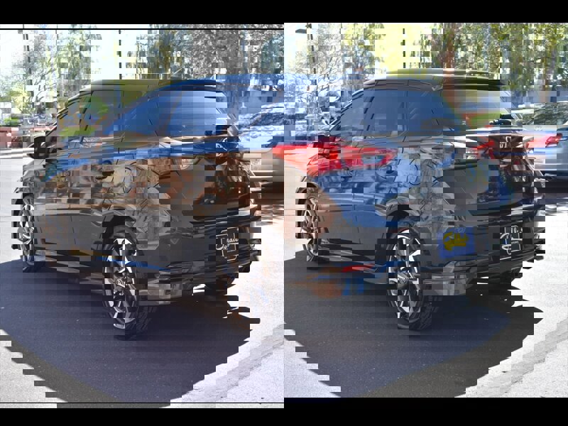 Used 2017 Toyota Corolla iM image 6