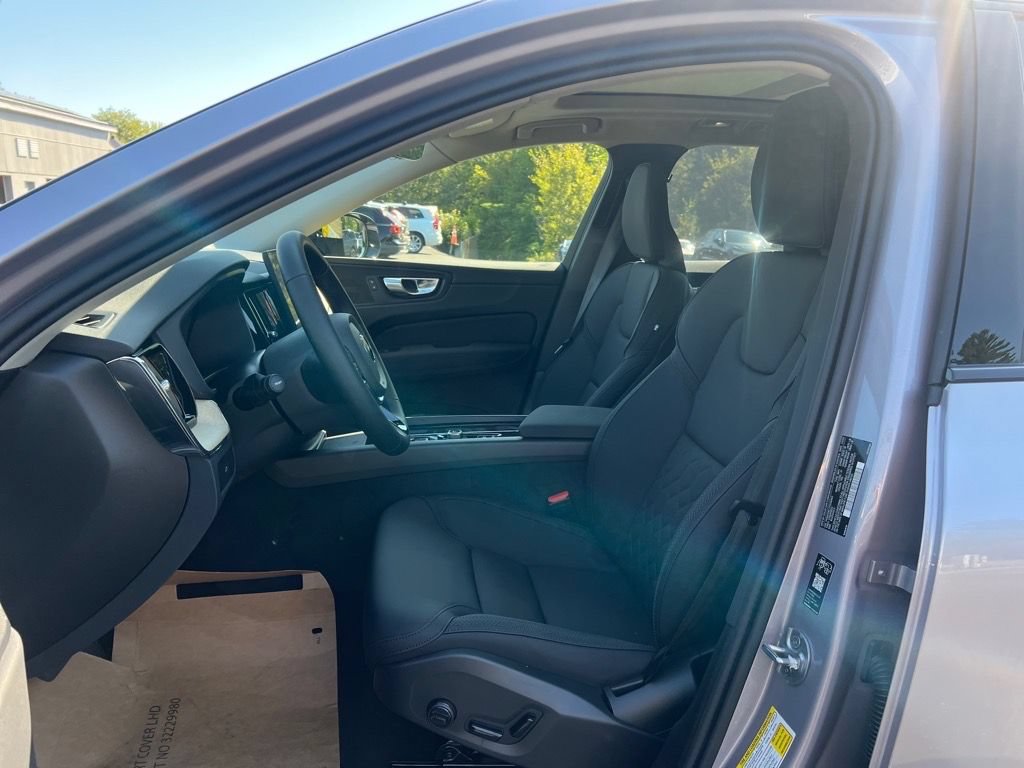 New 2026 Volvo XC60 B5 Plus w/ Protection Package Premier AWD/4WD image 12