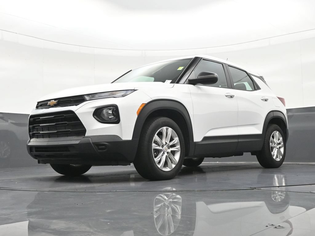 Used 2023 Chevrolet TrailBlazer LS FWD image 23
