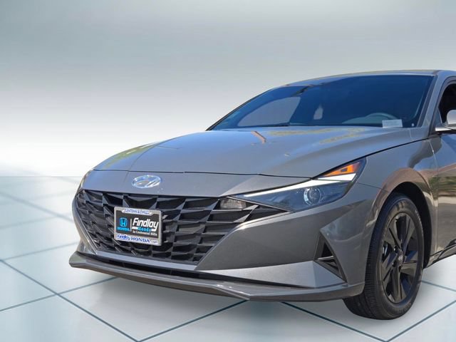 Used 2023 Hyundai Elantra Blue FWD image 9