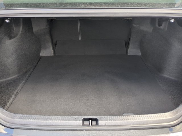 Used 2019 Toyota Camry LE FWD image 12