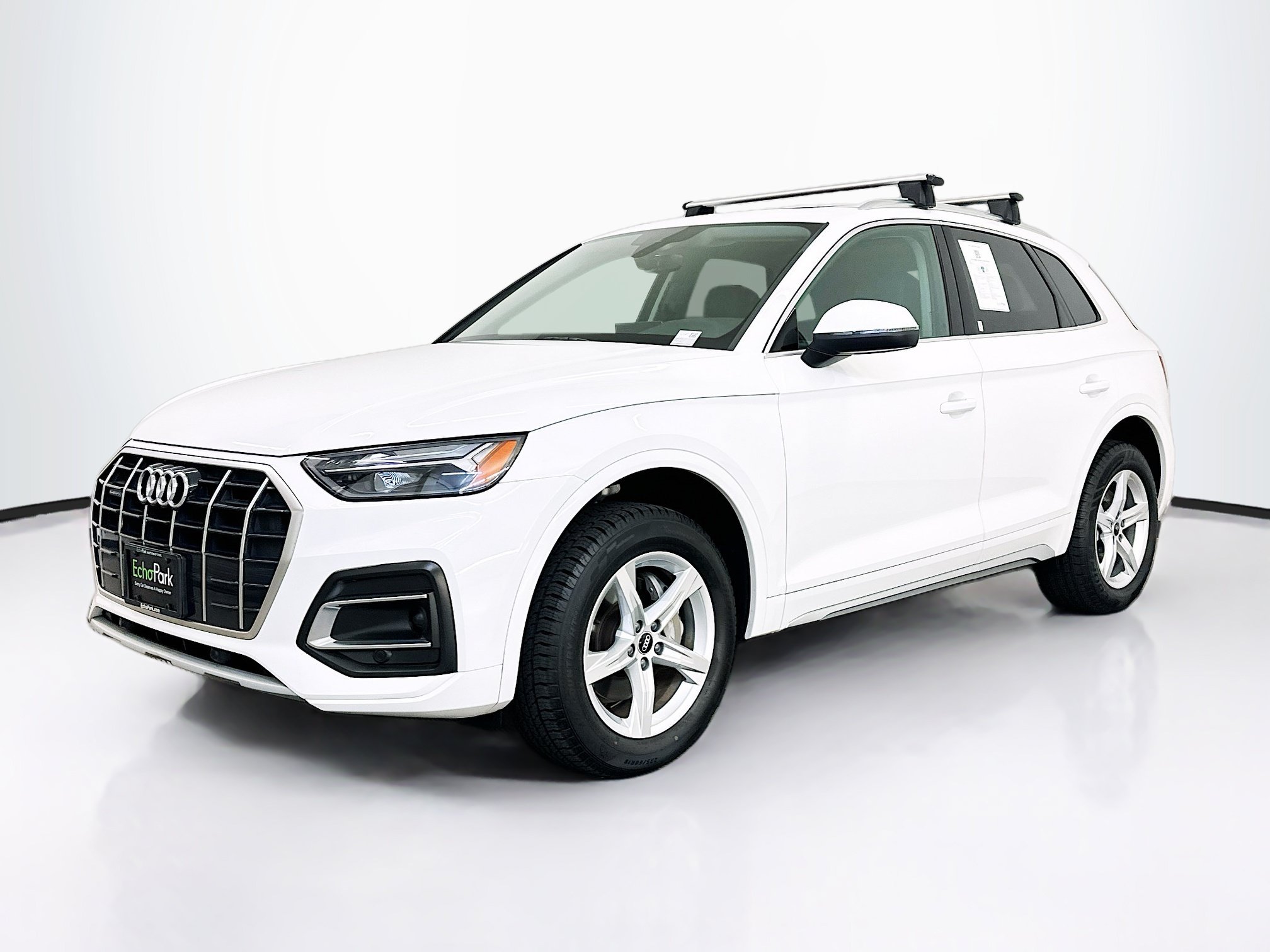 Used 2023 Audi Q5 2.0T Premium w/ Convenience Package AWD/4WD image 3