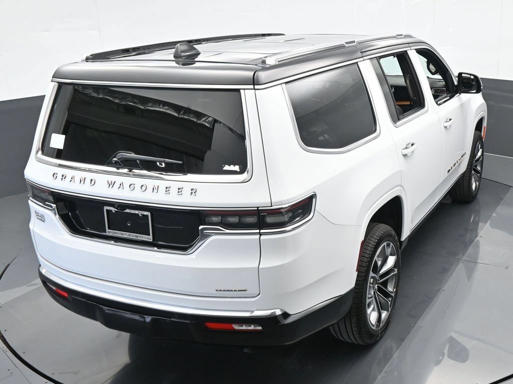 Used 2024 Jeep Grand Wagoneer Series III AWD/4WD image 45