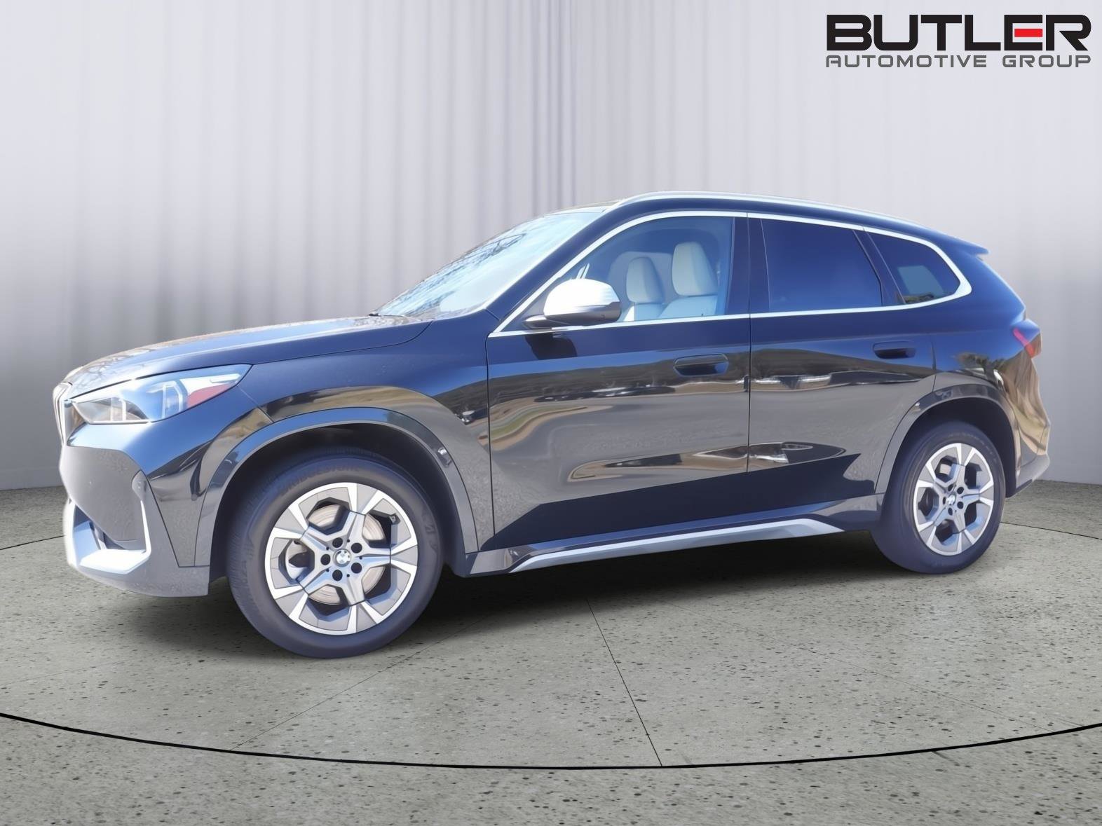 Used 2023 BMW X1 xDrive28i w/ Premium Package image 1