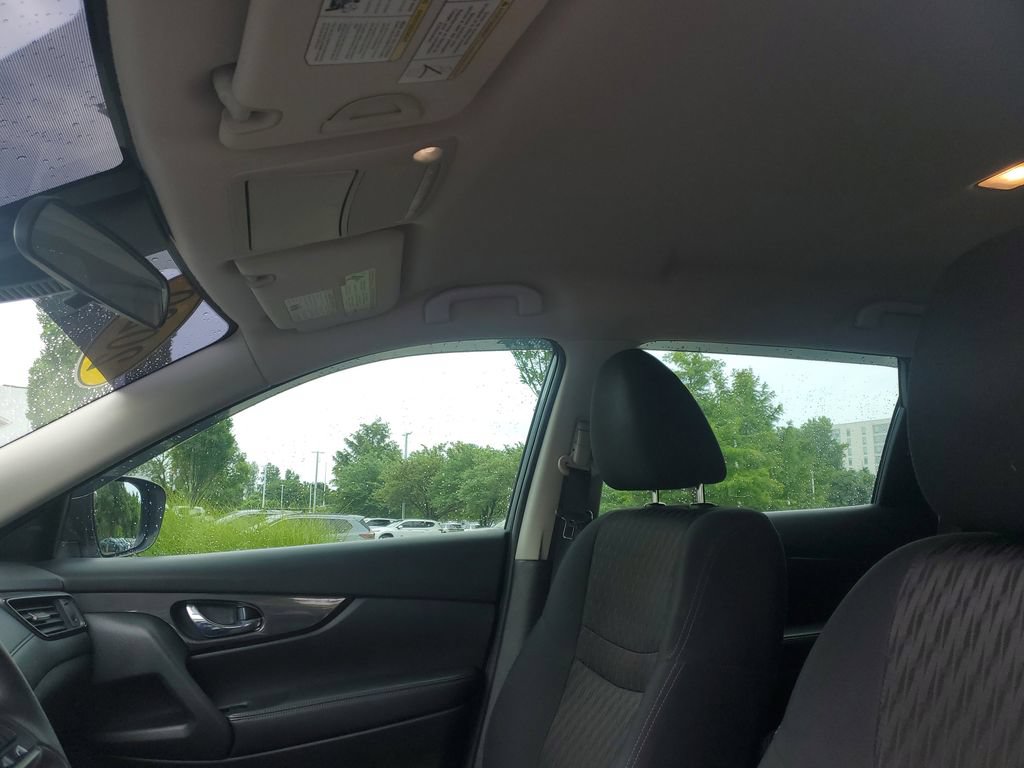 Certified 2020 Nissan Rogue S FWD image 15
