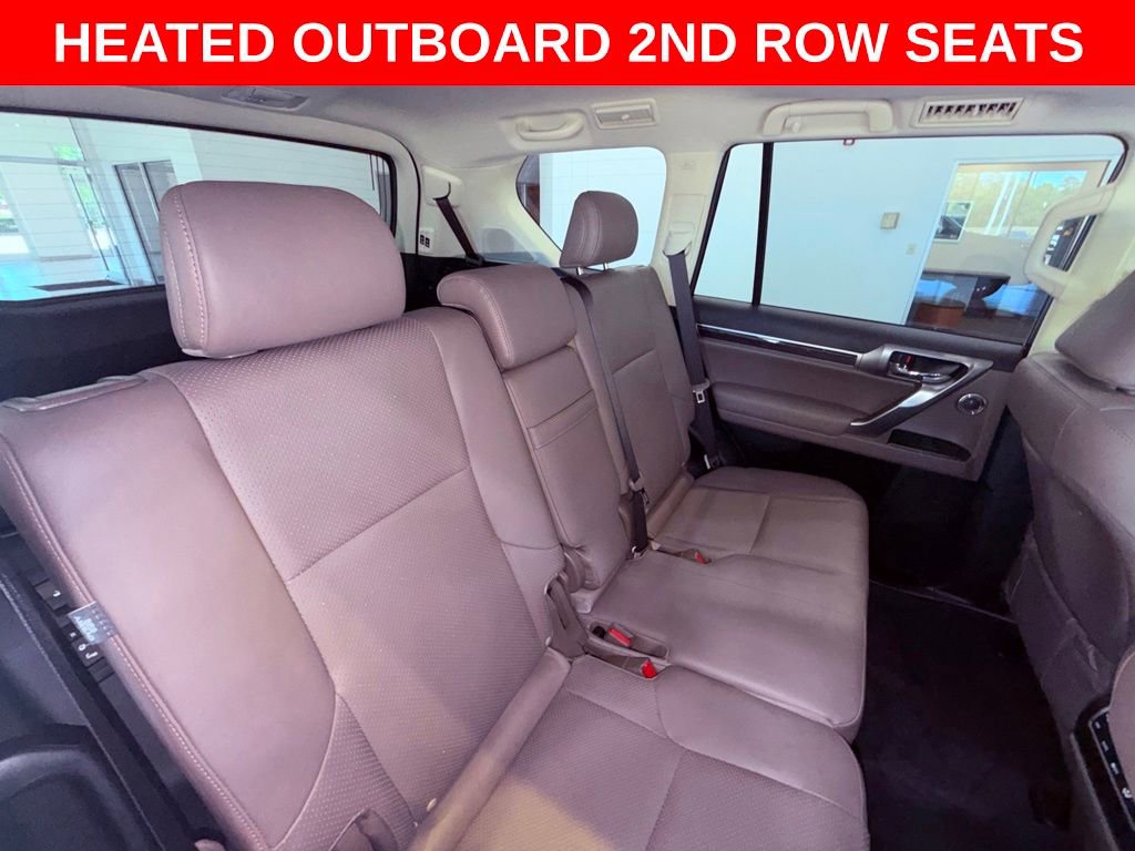 Used 2023 Lexus GX 460 Luxury w/ Accessory Package AWD/4WD image 16