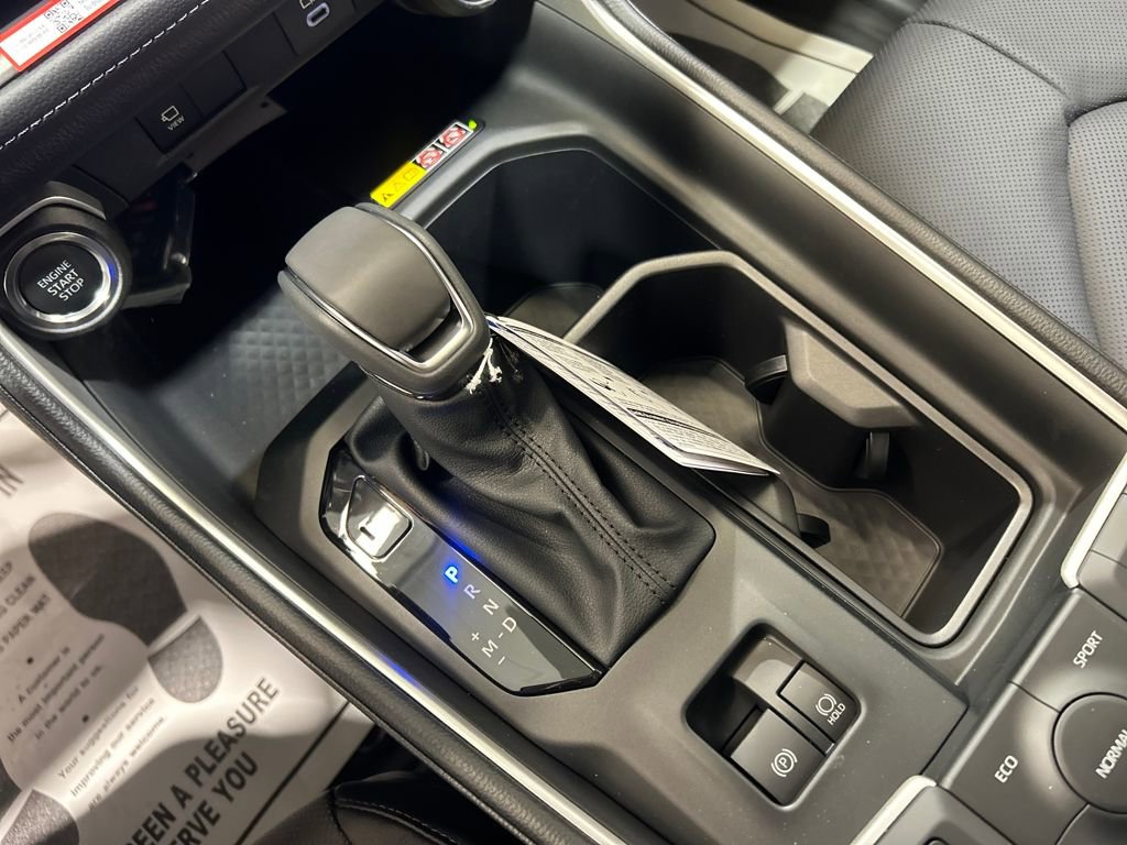 Used 2026 Toyota Grand Highlander Limited image 25