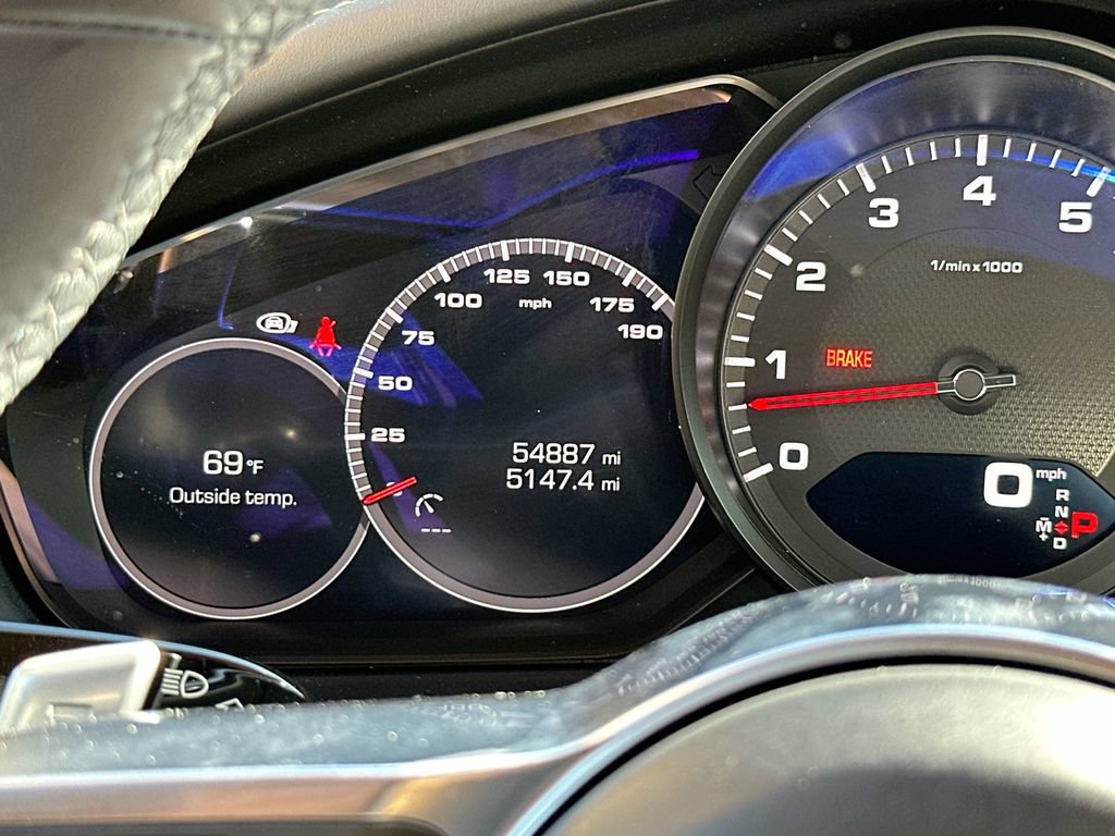 Used 2018 Porsche Panamera 4 AWD/4WD image 13