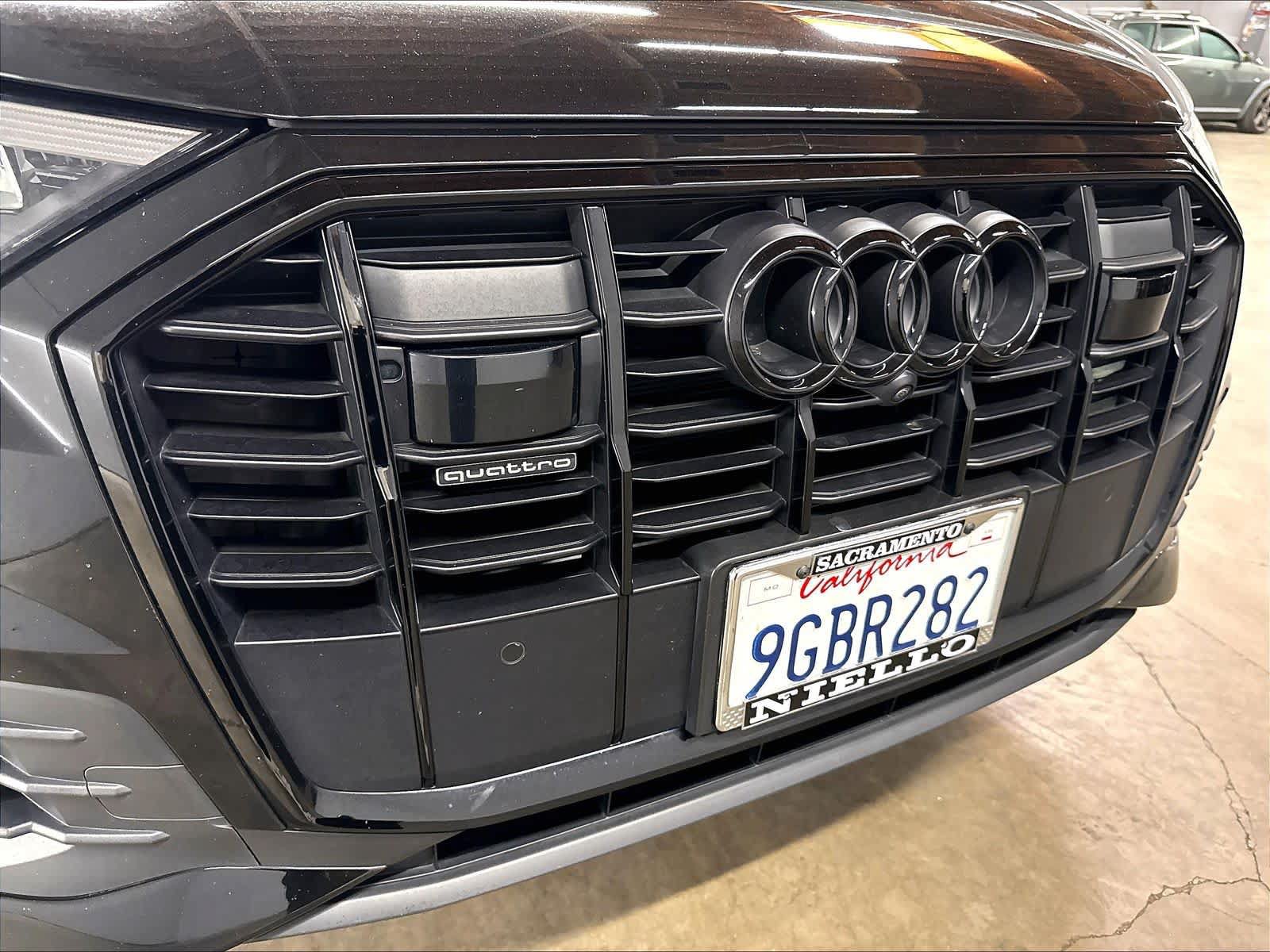 Used 2023 Audi Q7 3.0T Premium Plus w/ Premium Plus Package AWD/4WD image 32