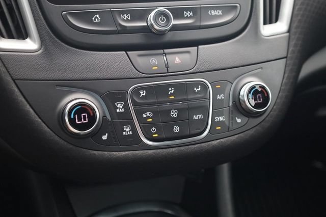 Used 2024 Chevrolet Malibu LT FWD image 15
