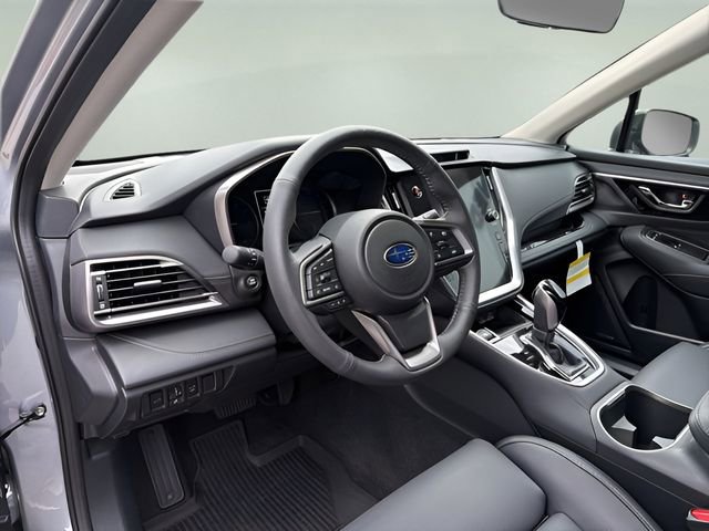 Used 2025 Subaru Outback Limited AWD/4WD image 11