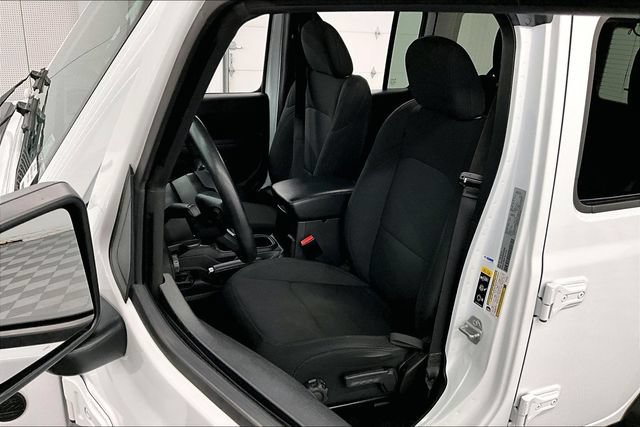 Used 2022 Jeep Wrangler Unlimited Sport AWD/4WD image 23