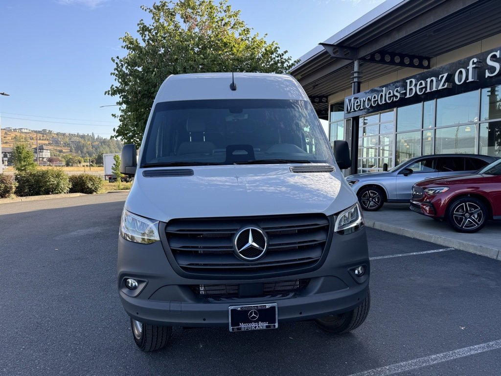 New 2025 Mercedes-Benz Sprinter 2500 image 2