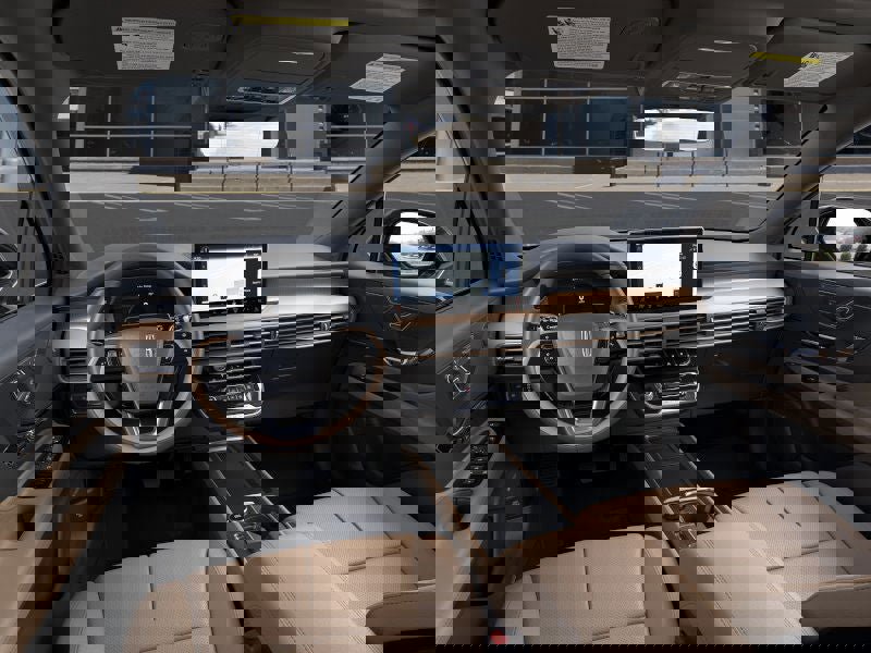 New 2023 Lincoln Corsair Reserve w/ Equipment Group 202A image 9