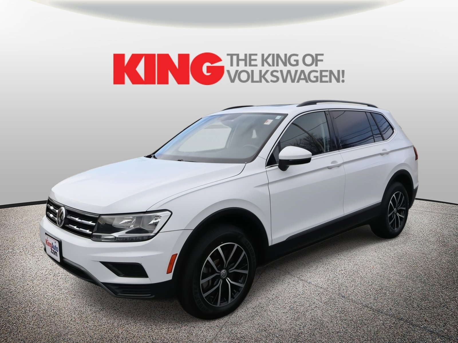 Certified 2021 Volkswagen Tiguan SE w/ Panoramic Sunroof Package image 8