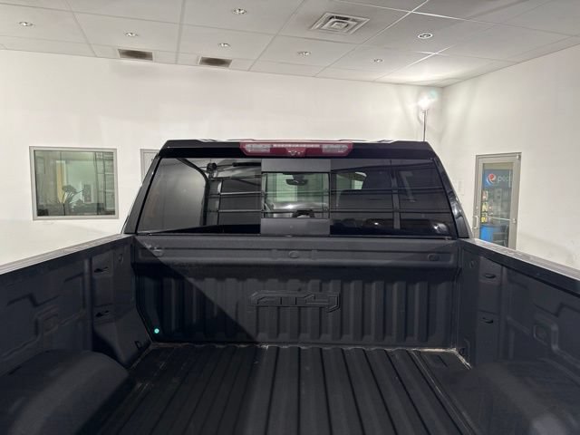 Used 2022 GMC Sierra 1500 AT4 w/ AT4 Premium Package AWD/4WD image 10