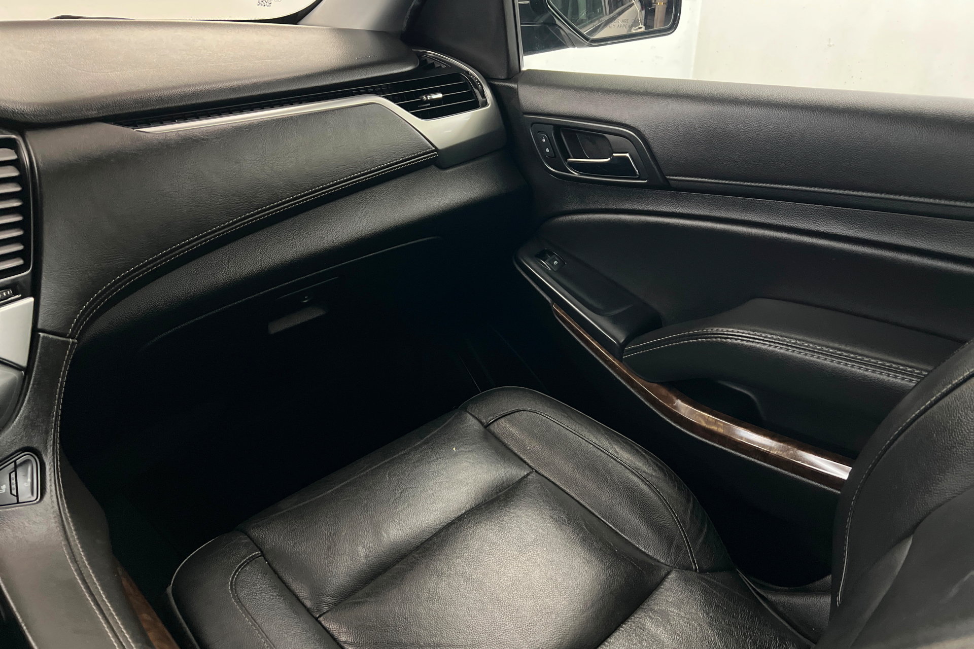 Used 2020 Chevrolet Tahoe LT AWD/4WD image 11