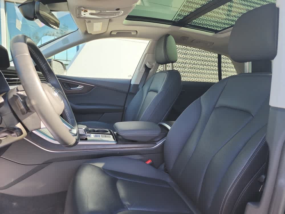 Used 2022 Audi Q8 Premium Plus AWD/4WD image 9
