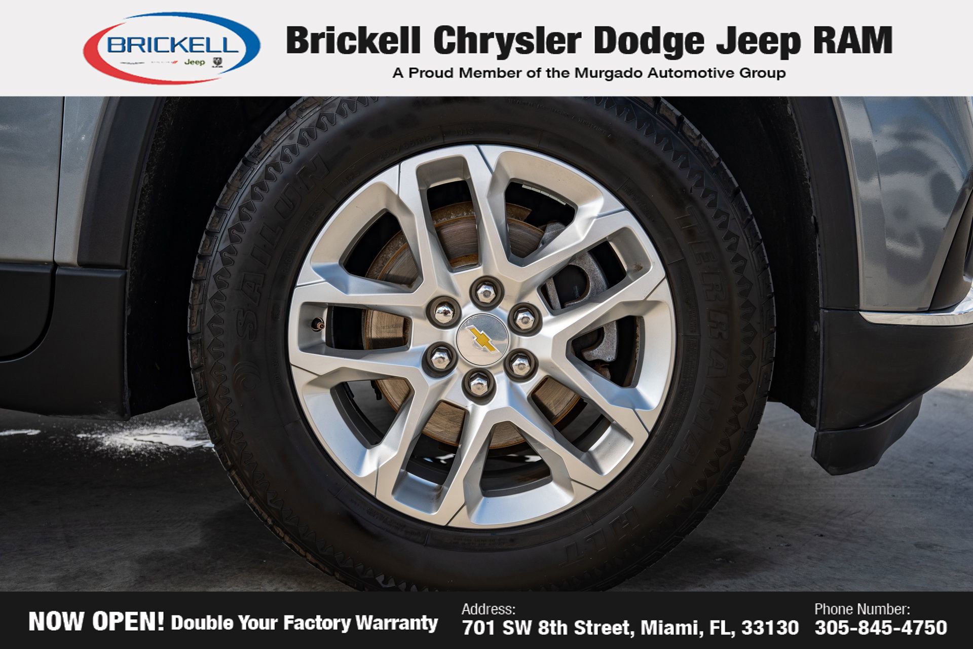 Used 2020 Chevrolet Traverse LT image 38