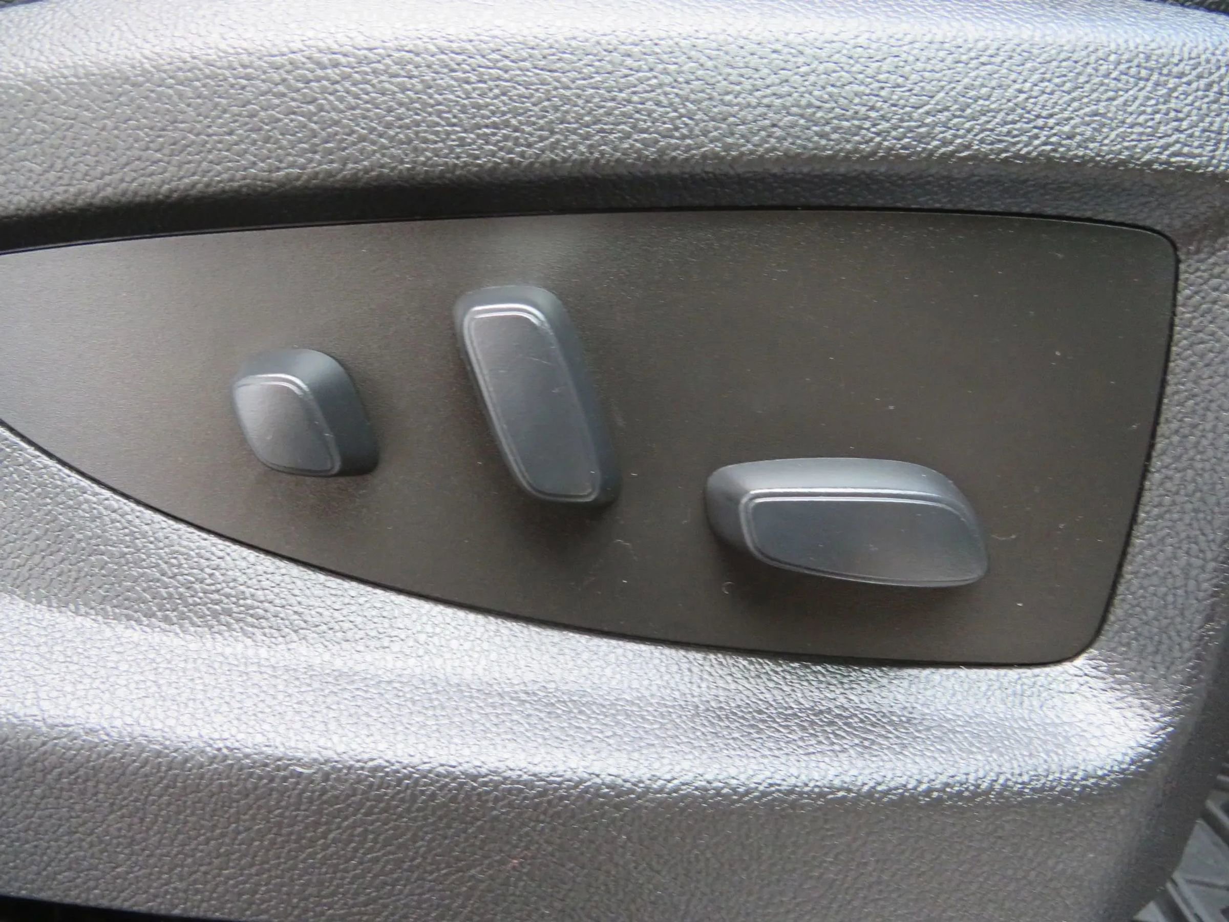 Used 2019 GMC Yukon XL SLT image 44