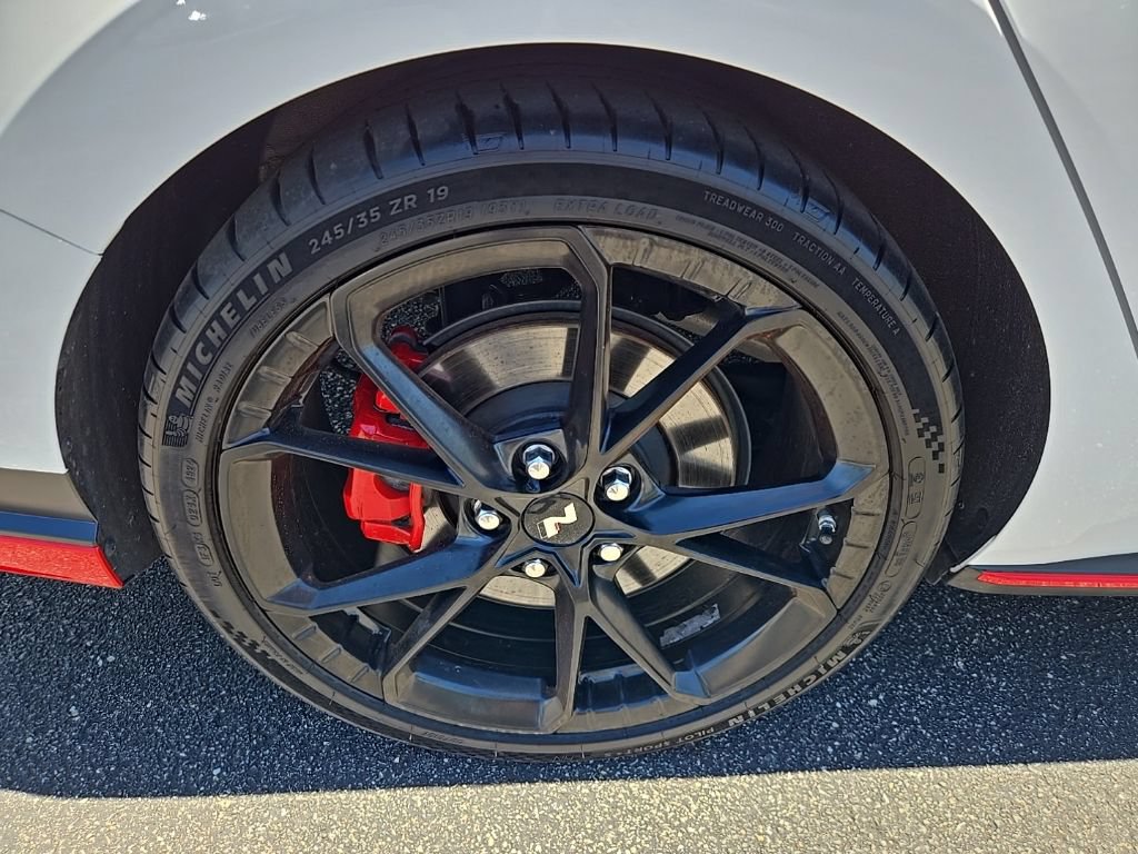 Certified 2025 Hyundai Elantra N FWD image 19