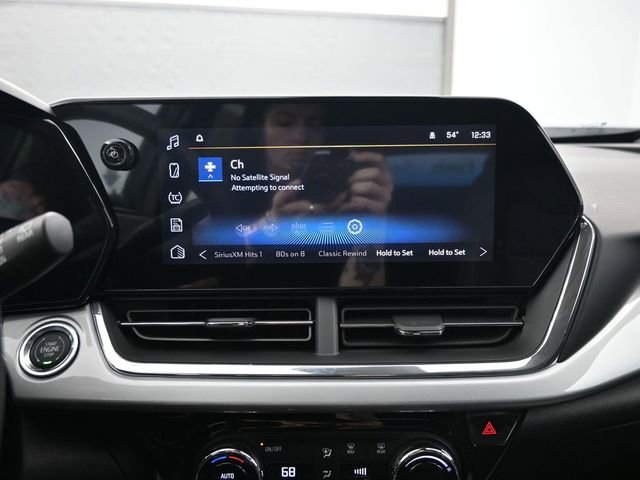 New 2026 Chevrolet Trax LT w/ Driver Confidence Package image 16