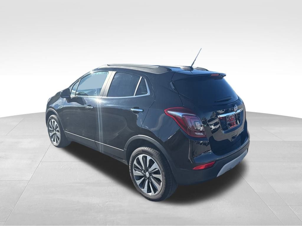 Used 2022 Buick Encore Preferred w/ Safety Package image 3
