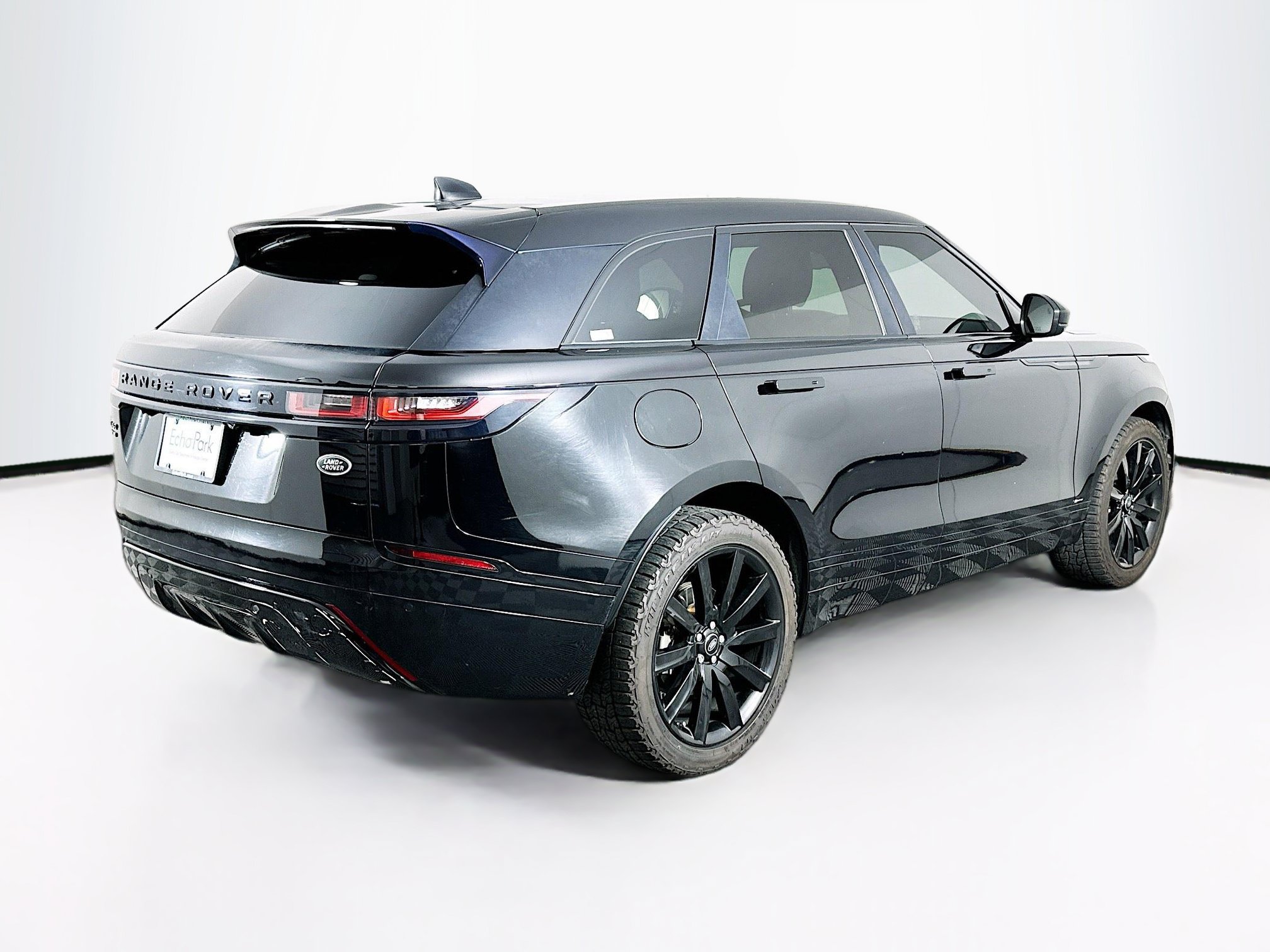 Used 2020 Land Rover Range Rover Velar R-Dynamic S AWD/4WD image 9