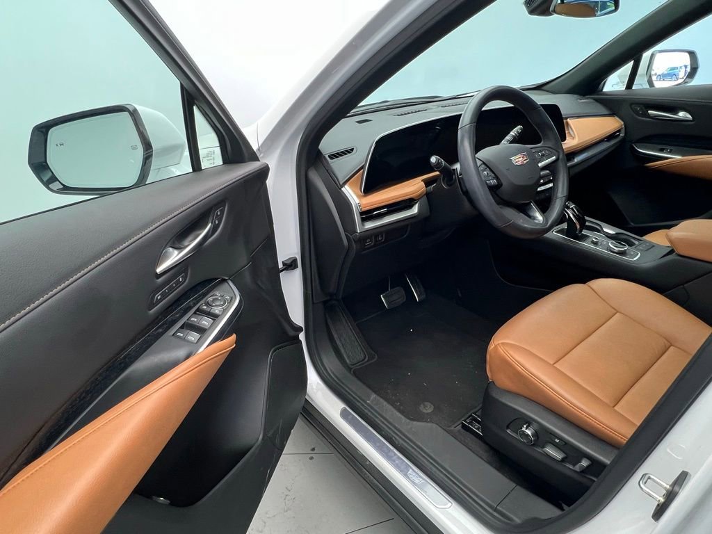 Used 2024 Cadillac XT4 Sport image 21