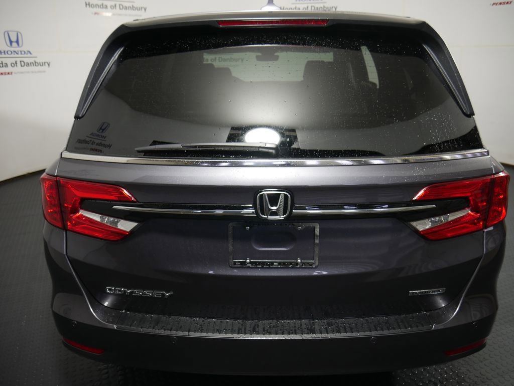 New 2026 Honda Odyssey Touring image 6